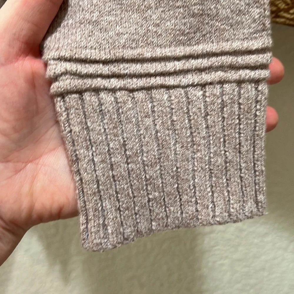 Loft Outlet Button Shoulder Sweater Medium - Picture 4 of 6